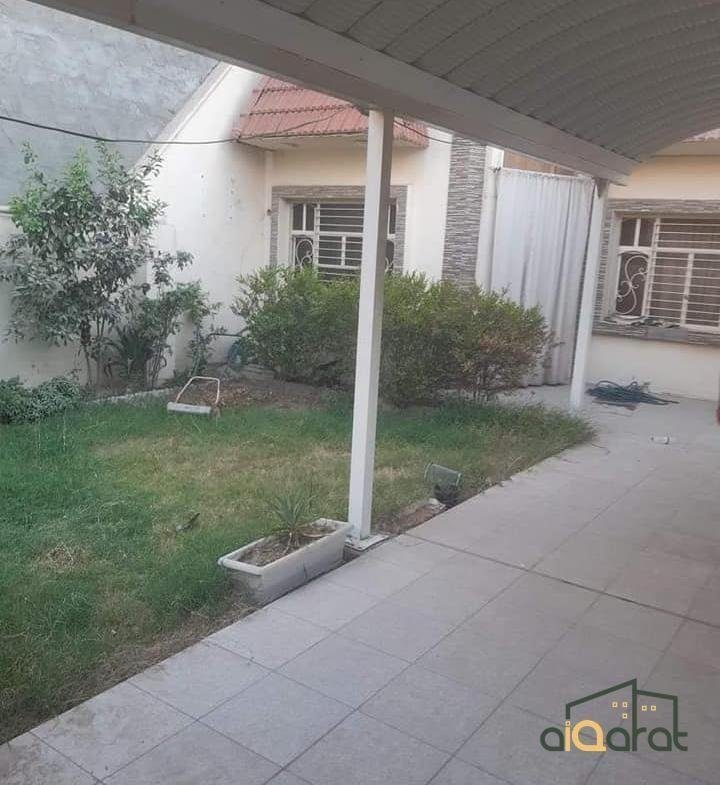 دار سكني للبيع في السيدية (المساحة ٢١٣٬٥ م٢) السعر ٦٨٠ مليون عراقي