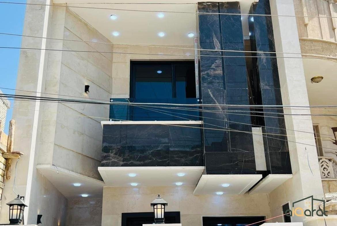 دار سكني في منطقة السيدية (المساحة ١٠٠ م٢) السعر ٤٥٠ مليون دينار