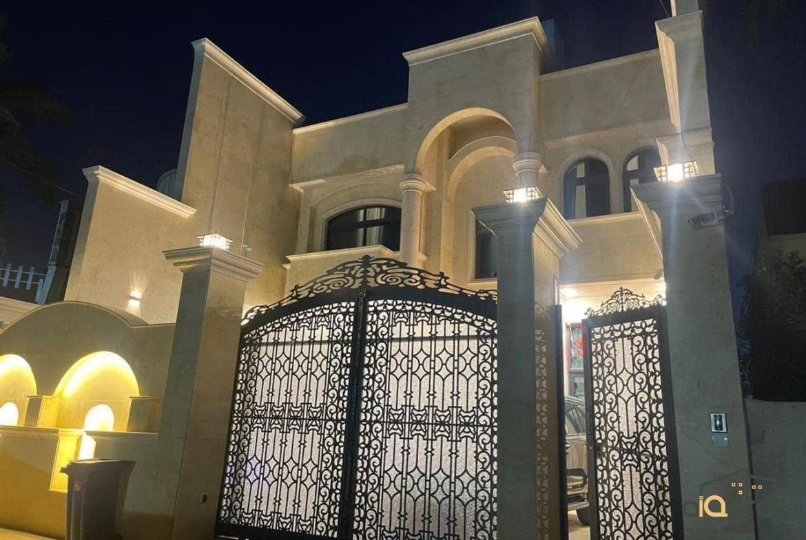 دار سكني للبيع في شارع فلسطين ٬سند مستقل (المساحة ٣٣٠ م٢ ) السعر للمتر ٥٠٠٠ دولار