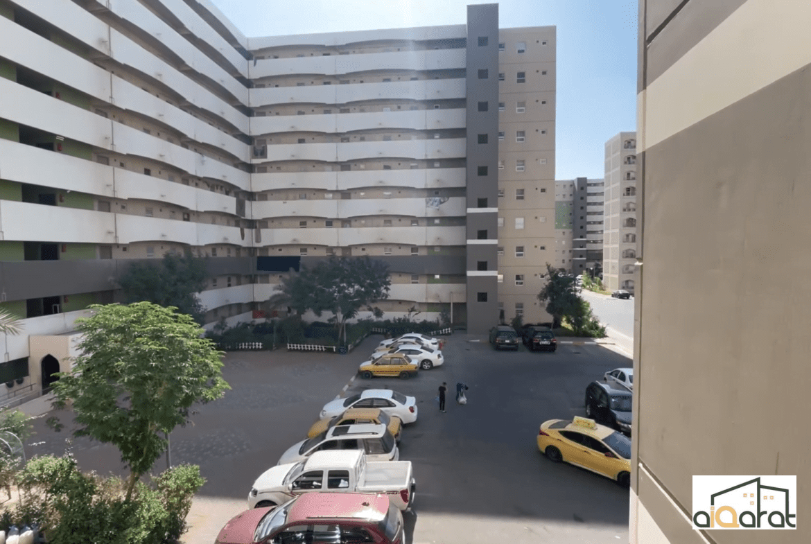 شقة سكني مؤثثة للبيع في مجمع بسماية (١٤٠م²) السعر ١١٠مليون دينار