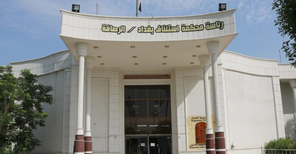 ر١