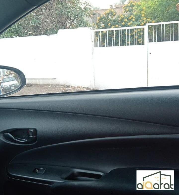 دار سكني للبيع في حي الجامعة (٤٩٠م²) السعر ٢٨٠٠ دولار للمتر