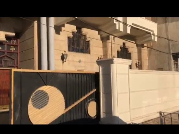 دار سكني للايجار في شارع فلسطين٬بقرب مطعم كبة النبع (٥٥٠م²) الايجار الشهري ٤٥٠٠دولار