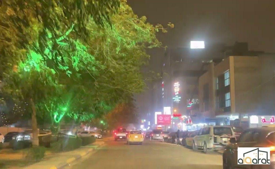 أرض تجاري للبيع في الحارثية٬ شارع الكندي (٦٠٠م²) السعر للمتر ١٥٬٠٠٠دولار