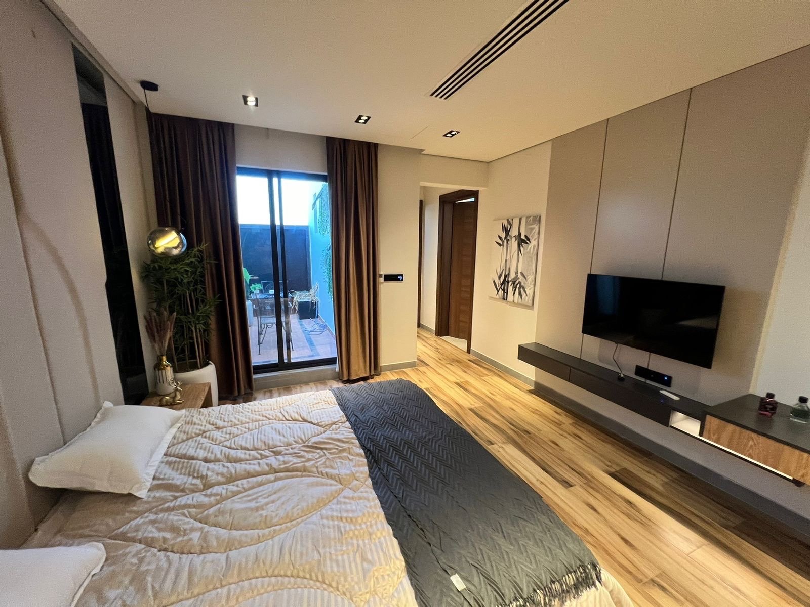 image_picker_121450DC-A77B-4DEB-A8A2-267E4824912F-20801-00000D5C9D7C9AD1