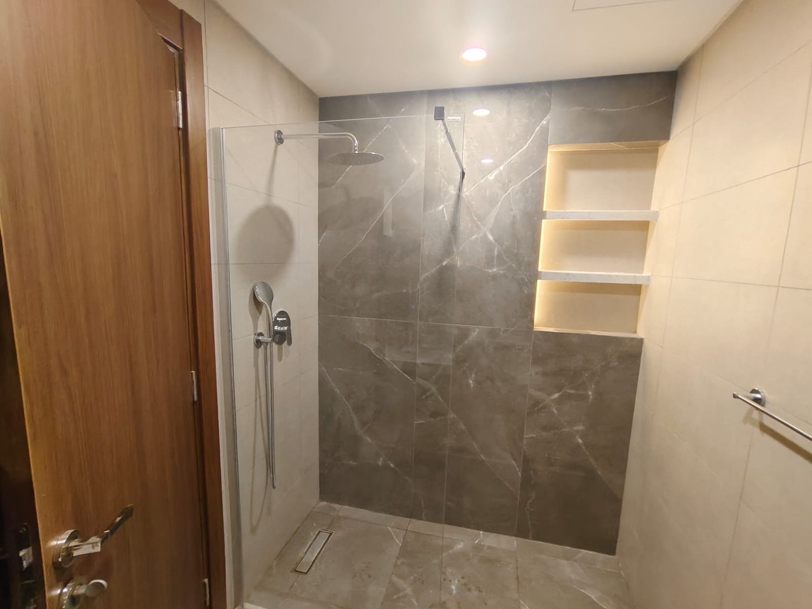 image_picker_50378777-96A8-4B1F-A1BC-771DD9F2F22B-14414-000007BFF34EEECF