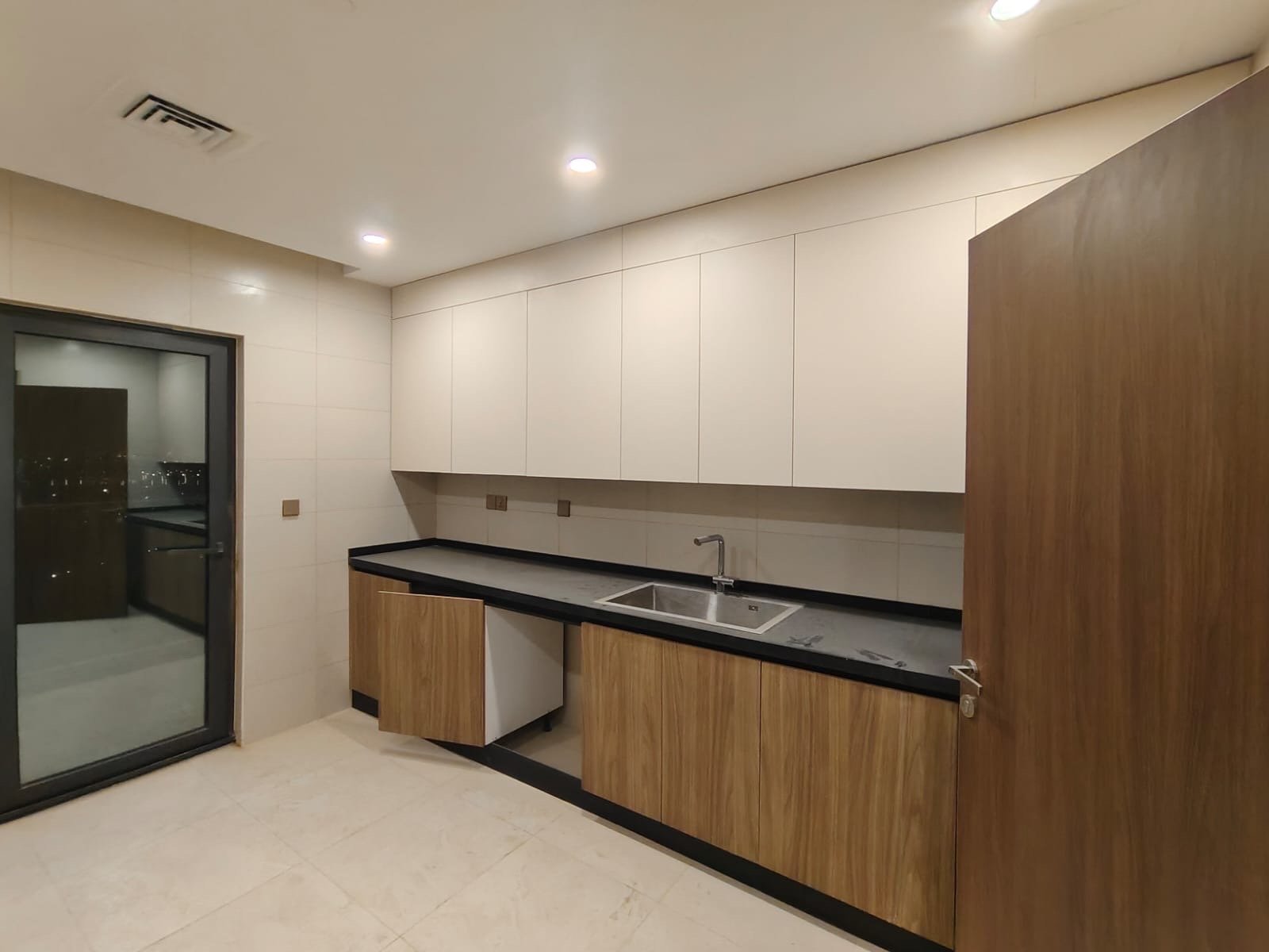 image_picker_E402AB9A-64D7-4F76-A023-5090D2F518EF-14414-000007BFF35B0ECF