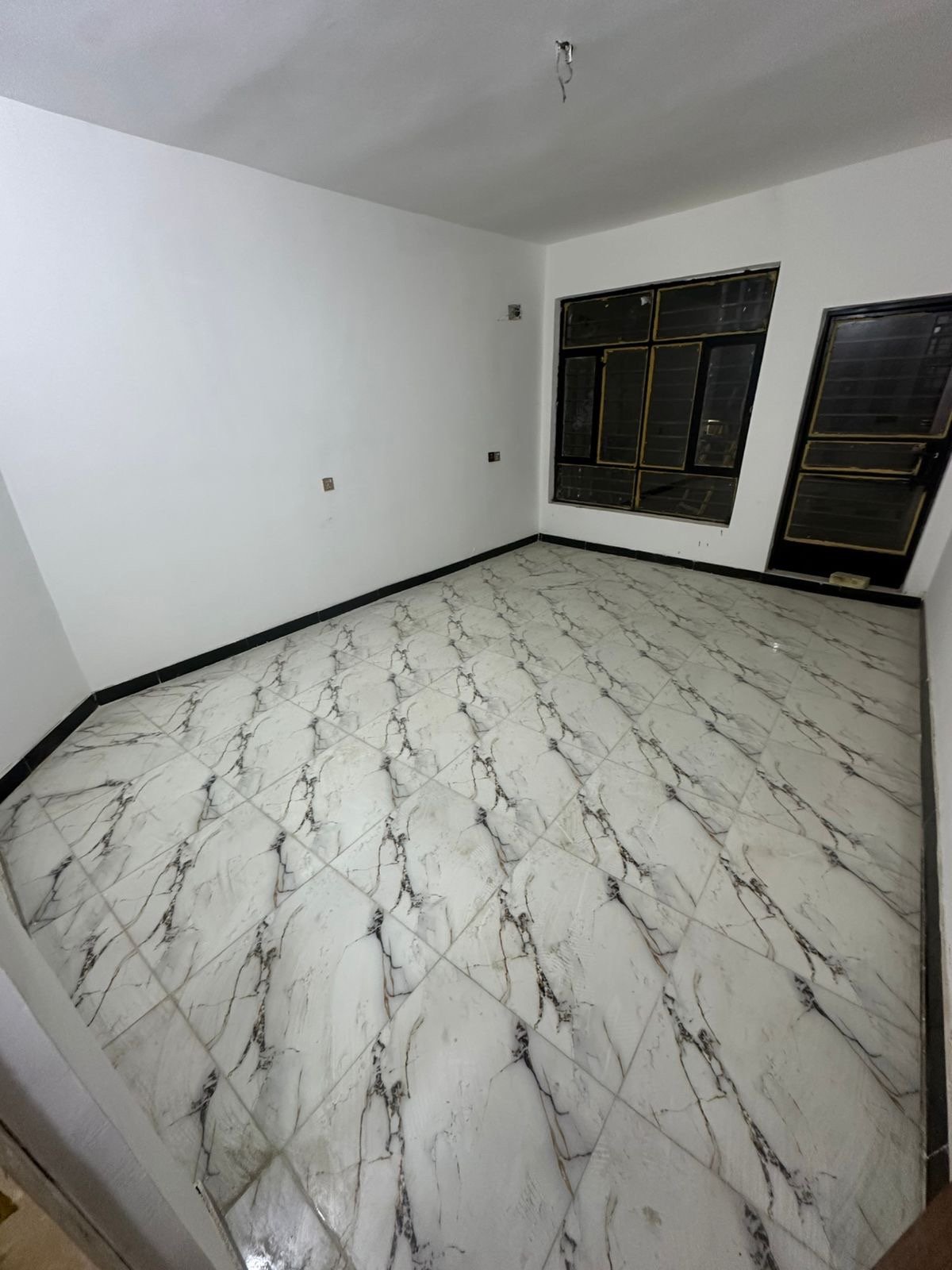 image_picker_012B48AD-3487-4591-A85F-40A530F035E2-38021-00000D8ADE9BA33A