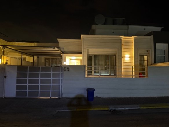 image picker C29FCFC3 D54A 4FE2 BB40 89CC4300F849 23551 00001124B3B8AB31