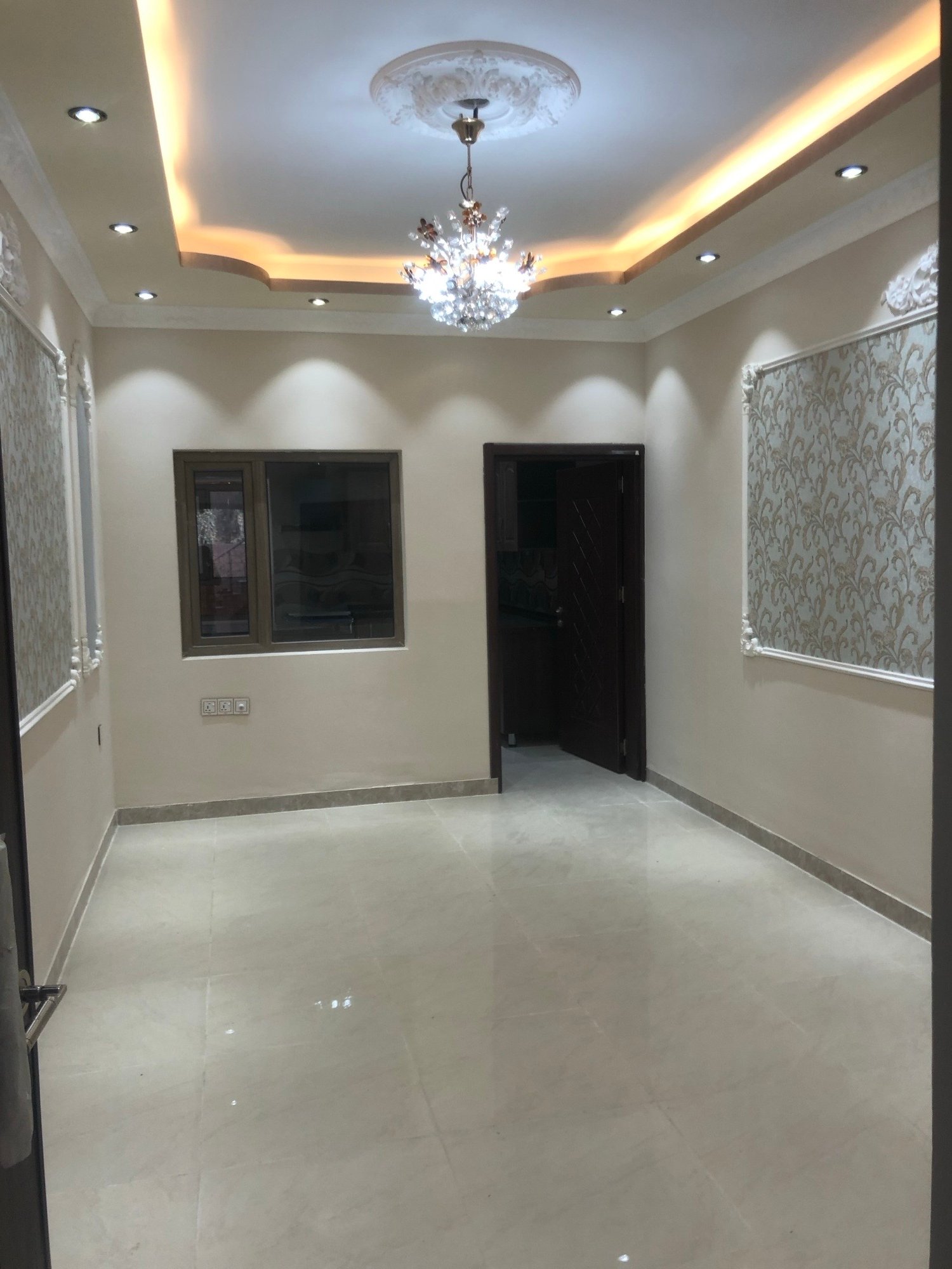 image picker 3F5F30E4 B170 4423 9295 03BE97609536 43144 000008DD61FB1C4C 1 rotated