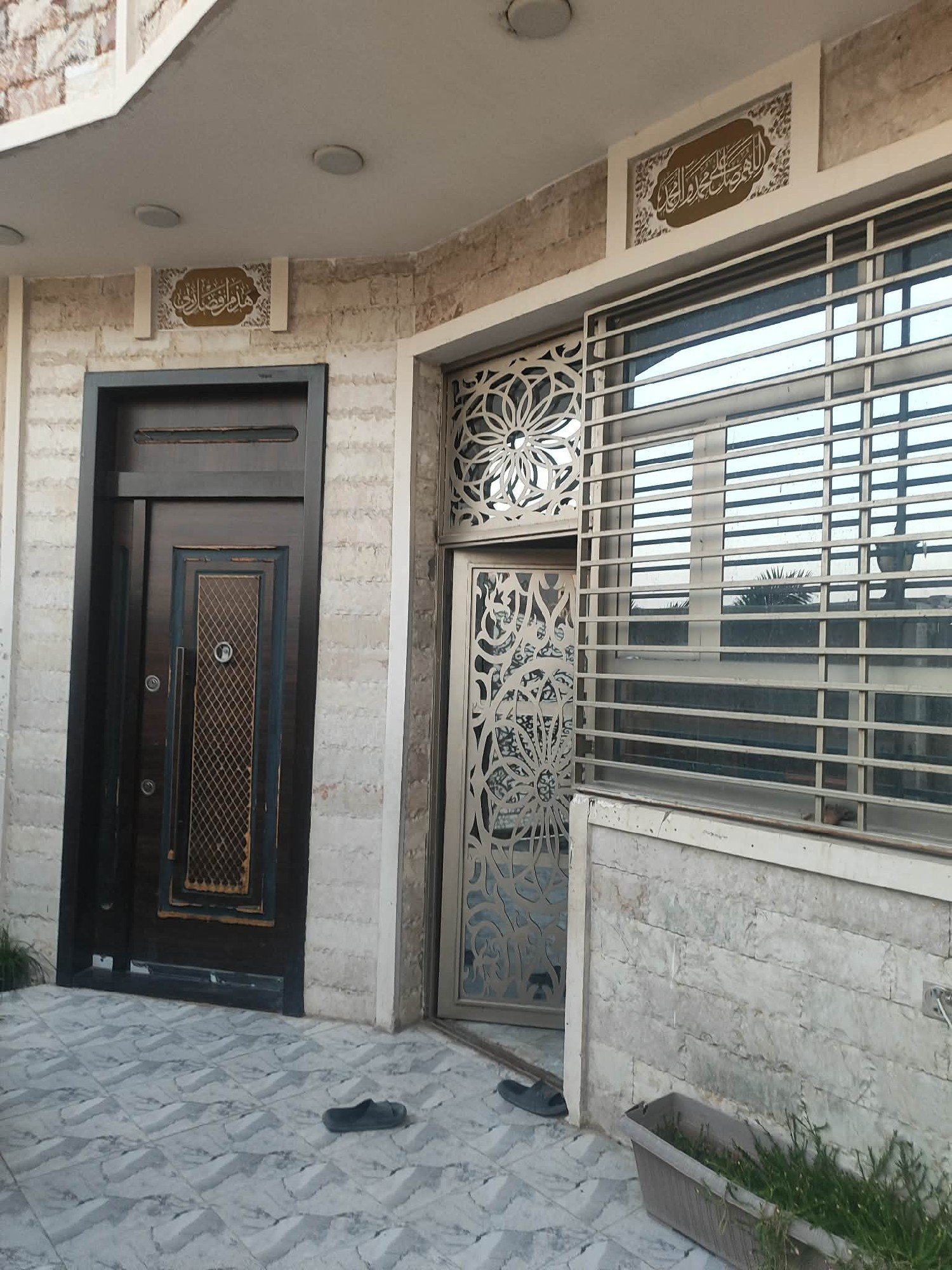 دار للبيع في السيدية-الكفائات(١٥٠م²) السعر ٣٧٠مليون دينار
