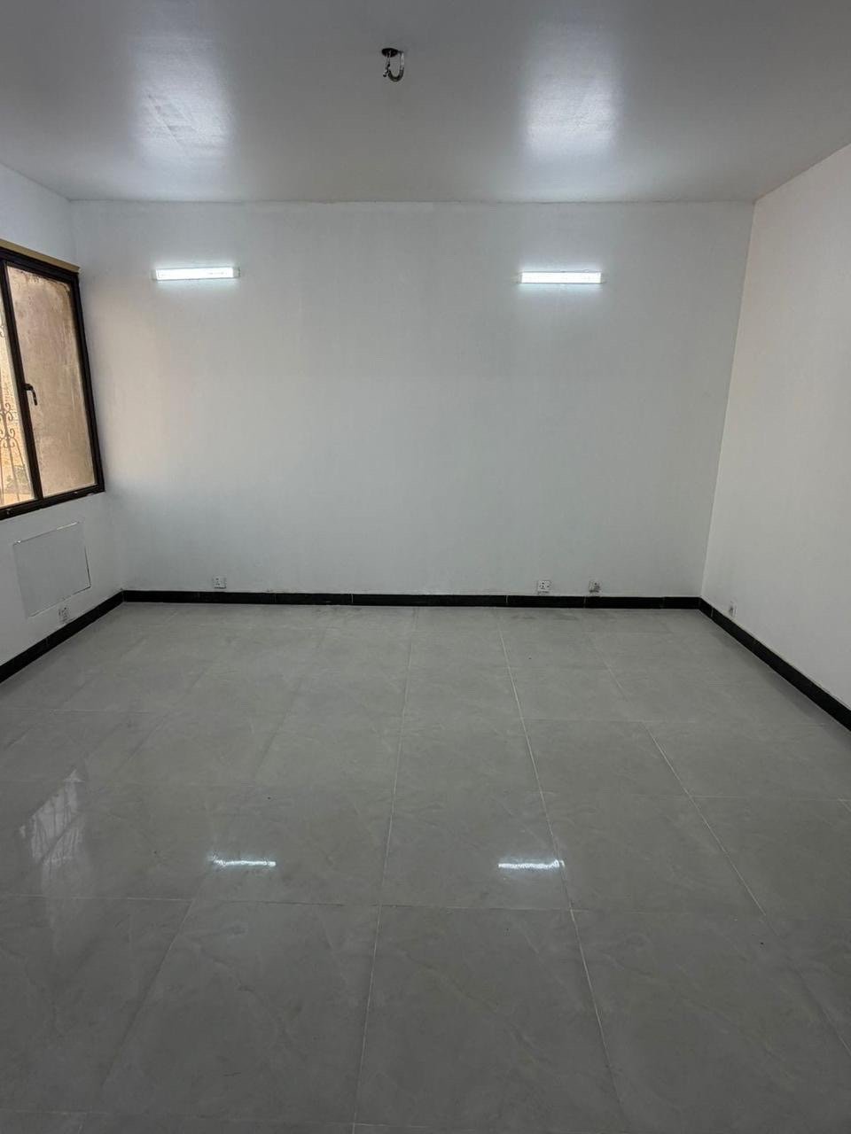image_picker_BCE85A92-F106-4DDD-B127-382AC8406092-6554-000000BD698D2A11 شقة للبيع في حي الجهاد-مجمع حي السالم(١١٤م²) السعر ١٦٥مليون دينار