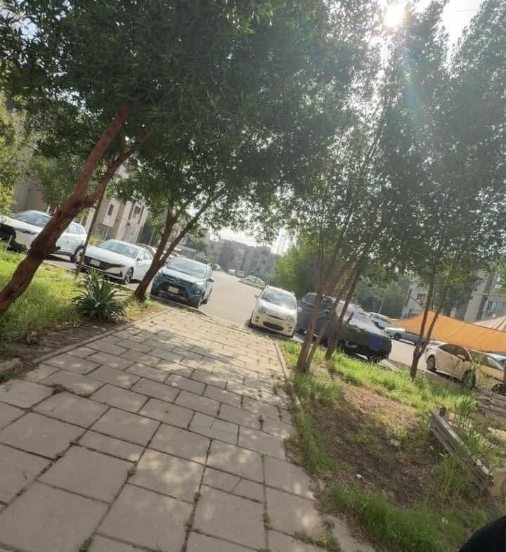 شقة للبيع في حي الجهاد-مجمع حي السالم(١١٤م²) السعر ١٦٥مليون دينار