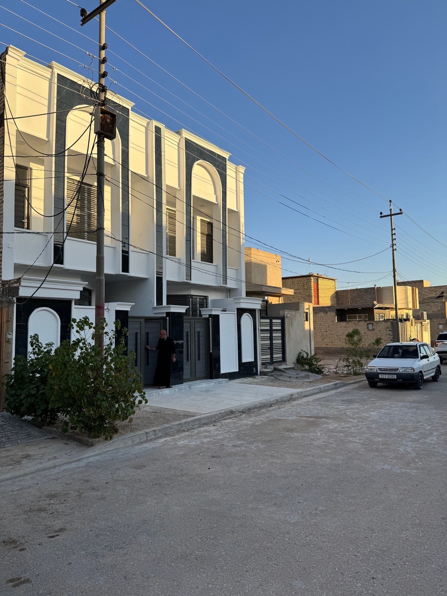 دار للبيع في كربلاء-حي الفارس(١٠٠م²) السعر ١٧٠مليون دينار
