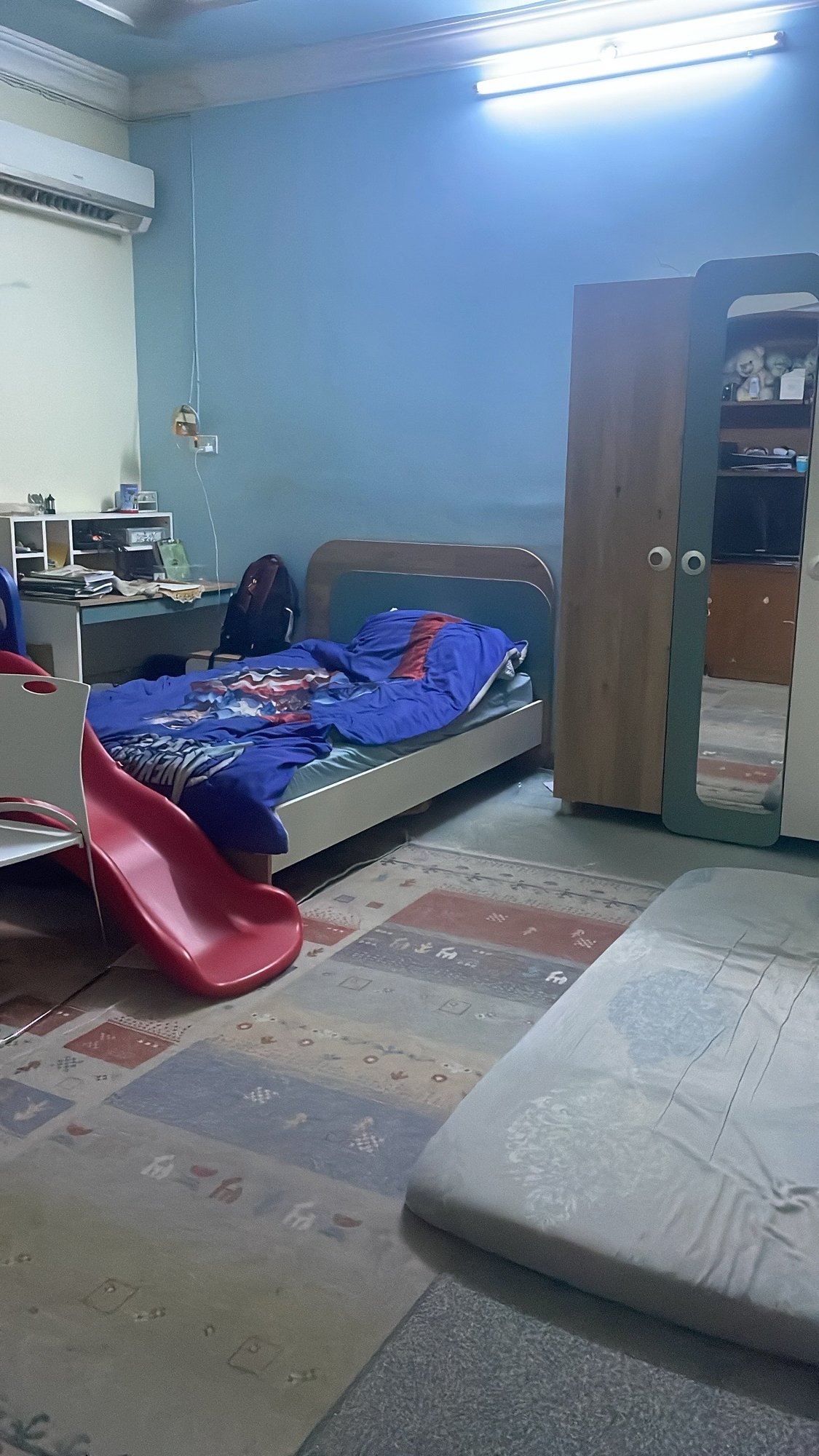 دار للبيع في كربلاء- حي المدراء(٢٠٠م²)السعر السعر ٨٧٠مليون دينار