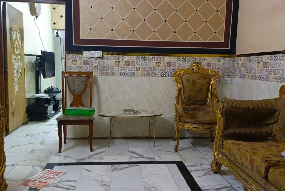 دار للبيع في حي اور(٩٠م²) السعر ١٩٥مليون دينار