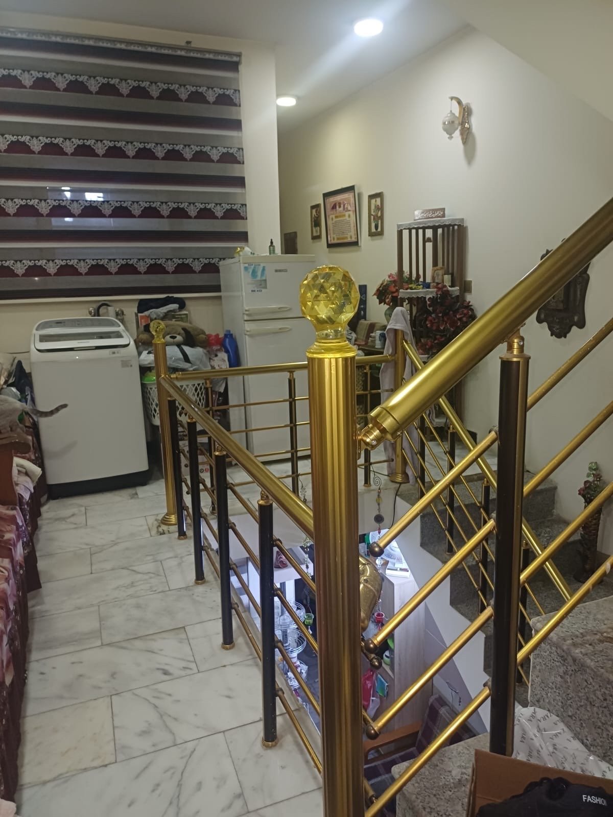 دار للبيع في حي الجهاد – شارع الضباط(١٠٠م²) السعر ٢٥٠مليون دينار