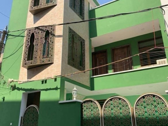 دار للبيع في كرادة داخل(١٧٨م²) السعر للمتر ٤٬٢٠٠دولار