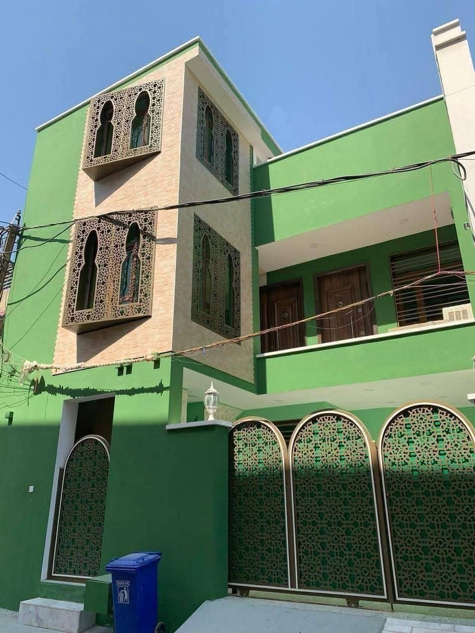 دار للبيع في كرادة داخل(١٧٨م²) السعر للمتر ٤٬٢٠٠دولار