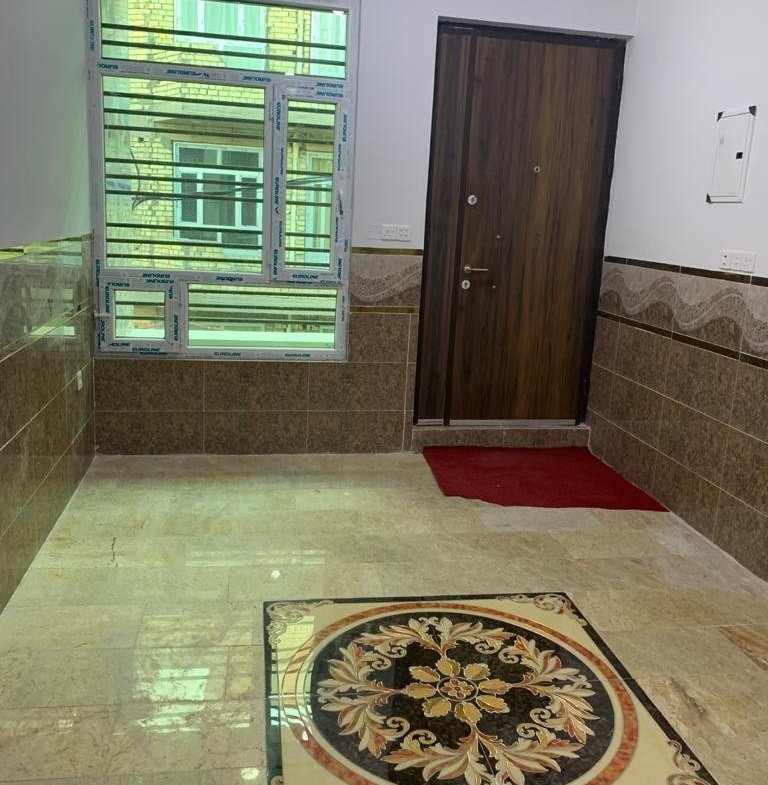 دار للبيع في كرادة داخل(١٧٨م²) السعر للمتر ٤٬٢٠٠دولار